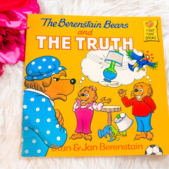 Other - 🔹 10/$25- The Berenstain Bears & The Truth Paperback